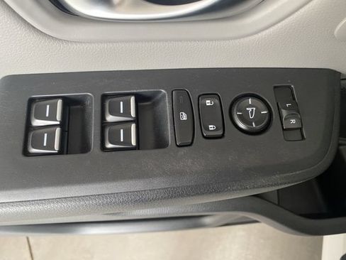 Certified 2025 Honda Pilot EX-L image 22
