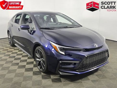 Used 2025 Toyota Corolla SE image 1