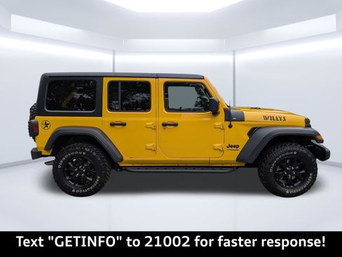 Used 2020 Jeep Wrangler Unlimited Sport AWD/4WD image 2