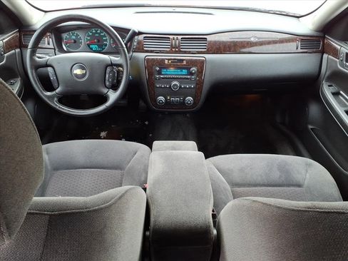 Used 2013 Chevrolet Impala LT image 9