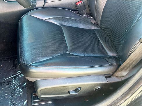 Used 2020 Chrysler 300 Limited image 21