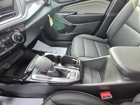 New 2026 Chevrolet Trax ACTIV FWD image 22
