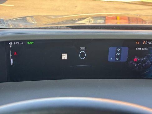 Certified 2024 Lincoln Nautilus Reserve w/ Equipment Group 202A image 21