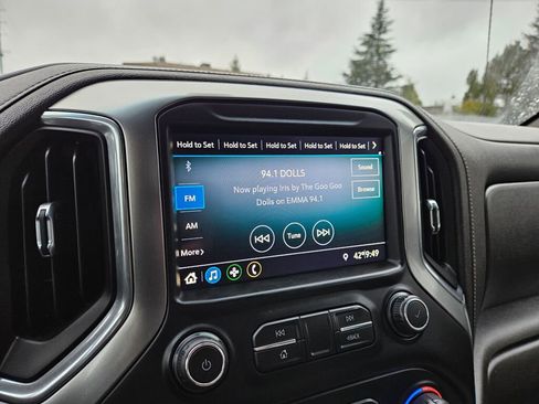 Used 2020 Chevrolet Silverado 1500 LT w/ Fleet Comfort Package image 3