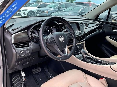 Used 2020 Buick Envision Essence FWD image 17