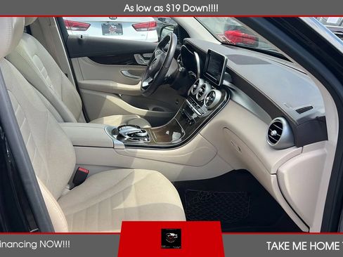 Used 2016 Mercedes-Benz GLC 300 4MATIC image 9