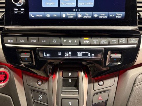 Used 2025 Honda Odyssey Sport-L image 22