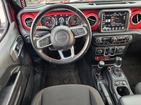 Used 2021 Jeep Gladiator Rubicon AWD/4WD image 13