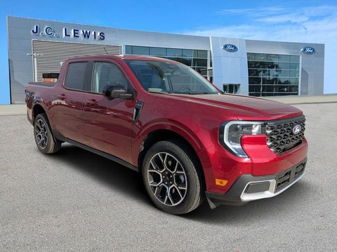 New 2026 Ford Maverick Lariat w/ 4K Tow Package image 1