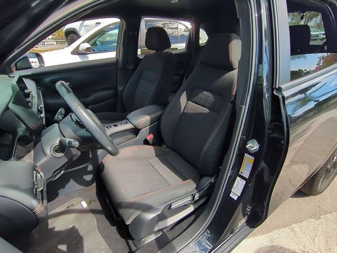 Used 2024 Honda HR-V Sport image 18