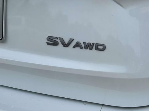 Used 2024 Nissan Rogue SV AWD/4WD image 11