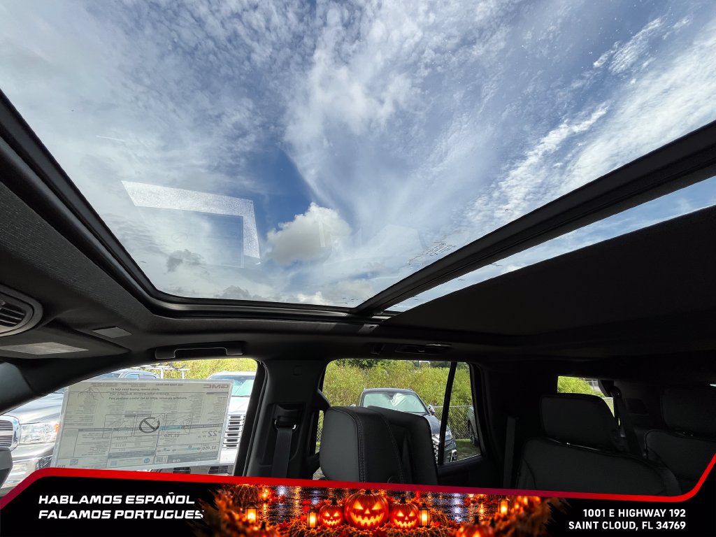 New 2026 GMC Yukon Denali w/ Denali Reserve Package AWD/4WD image 35