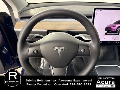Used 2022 Tesla Model Y Long Range AWD/4WD image 11