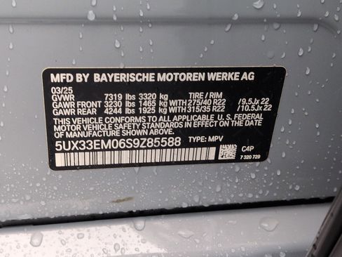 Used 2025 BMW X7 M60i AWD/4WD image 33