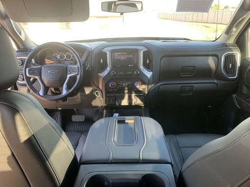 Used 2020 Chevrolet Silverado 1500 LT Trail Boss AWD/4WD image 19