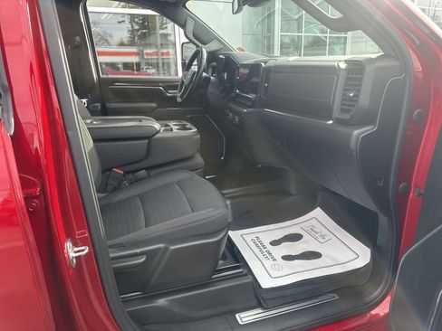 Used 2024 Chevrolet Silverado 3500 LT w/ Convenience Package image 15