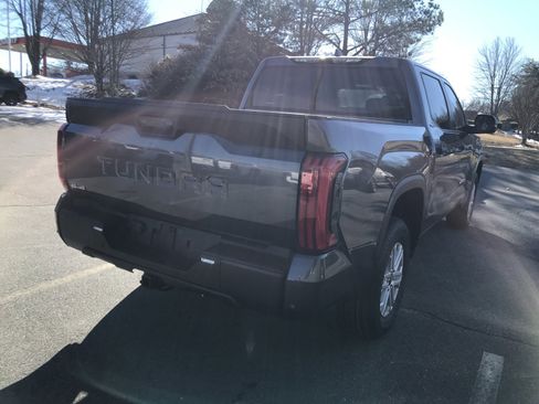 New 2025 Toyota Tundra SR5 image 9