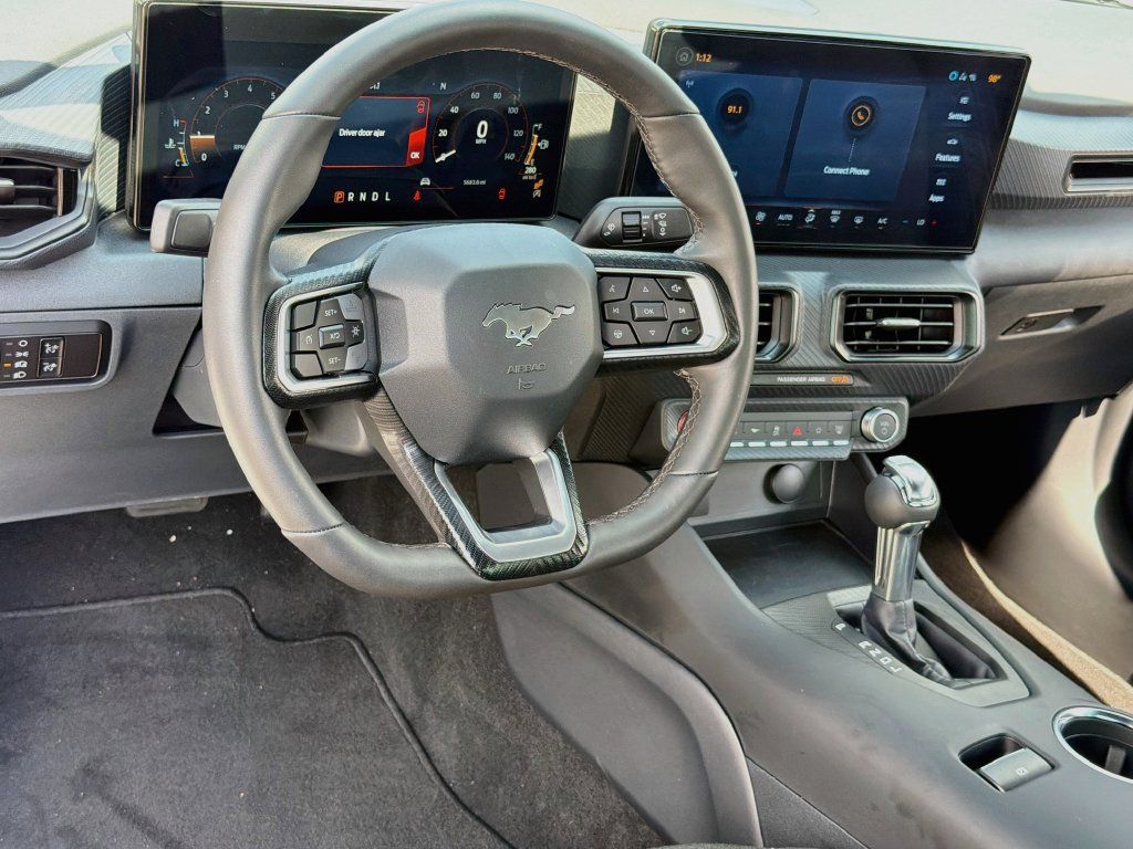 Used 2026 Ford Mustang Coupe RWD image 30