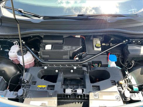 Certified 2023 Volkswagen ID.4 Pro RWD image 8