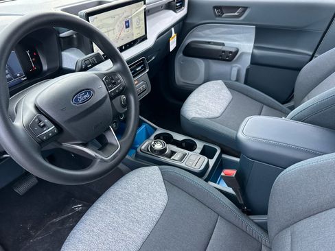 New 2025 Ford Maverick XLT image 9