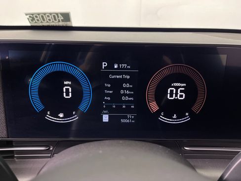 Certified 2025 Hyundai Kona SEL FWD image 20