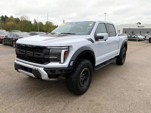 Used 2025 Ford F150 Raptor AWD/4WD image 8