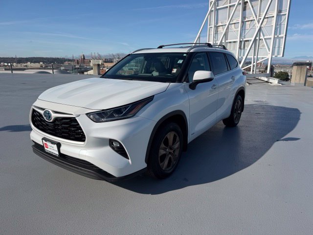 Certified 2022 Toyota Highlander Bronze Edition AWD/4WD image 8