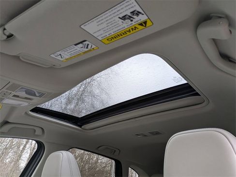 Used 2025 MAZDA CX-5 AWD 2.5 S w/ Preferred Package image 15