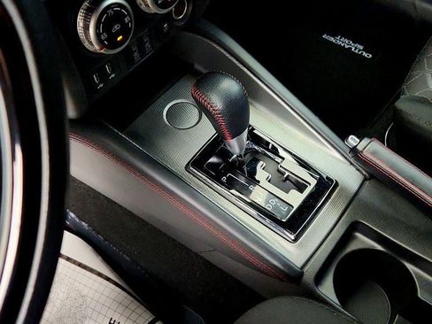 Used 2021 Mitsubishi Outlander Sport Black Edition FWD image 15