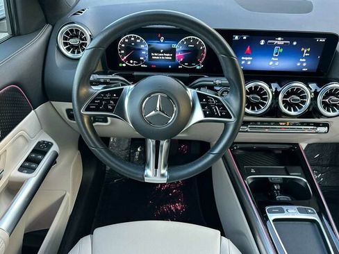 Used 2025 Mercedes-Benz GLA 250 image 18