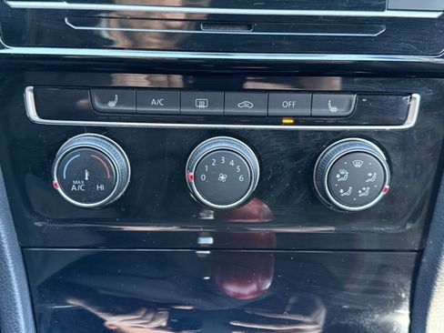 Used 2020 Volkswagen GTI S image 26