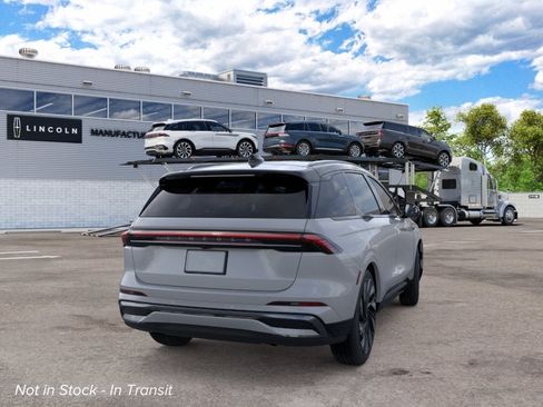 New 2026 Lincoln Nautilus Reserve w/ Jet Appearance Package AWD/4WD image 8