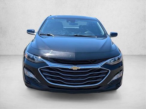Used 2024 Chevrolet Malibu LT FWD image 2