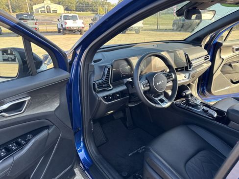 Used 2025 Kia Sportage X-Line image 12