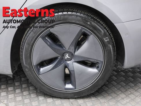 Used 2020 Tesla Model 3 Long Range image 8
