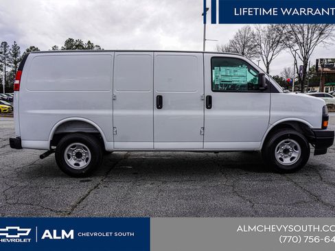 New 2025 Chevrolet Express 2500 w/ Driver Convenience Package RWD image 10