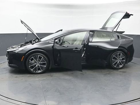 Certified 2024 Toyota Prius XLE image 52