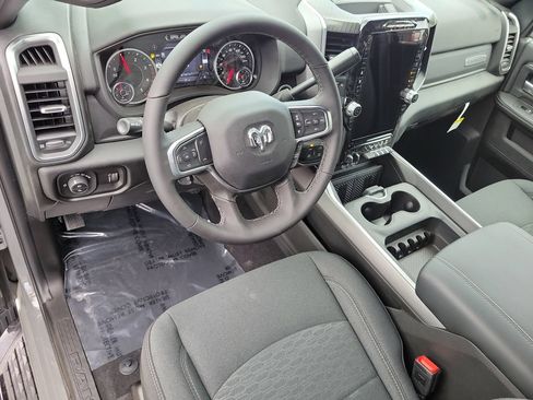 New 2026 RAM 2500 Big Horn AWD/4WD image 11