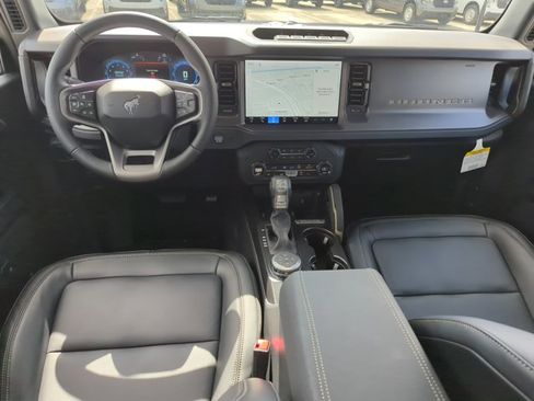 New 2026 Ford Bronco Badlands AWD/4WD image 16