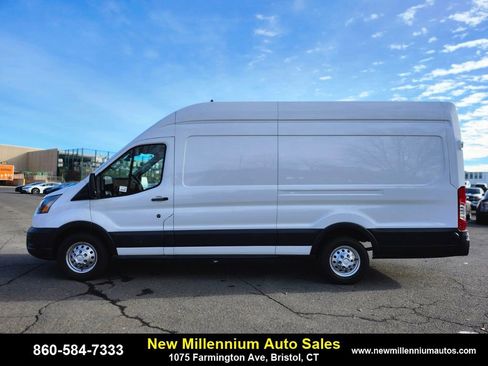 Used 2024 Ford Transit 350 148 High Roof Extended AWD image 2