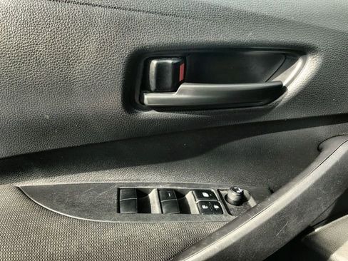 Used 2024 Toyota Corolla LE FWD image 13