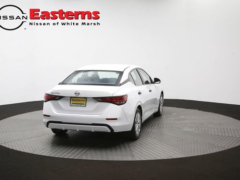 Used 2024 Nissan Sentra S FWD image 38