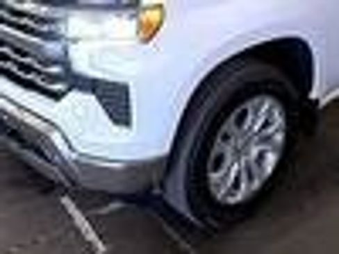 Used 2024 Chevrolet Silverado 1500 LTZ w/ LTZ Convenience Package II AWD/4WD image 15