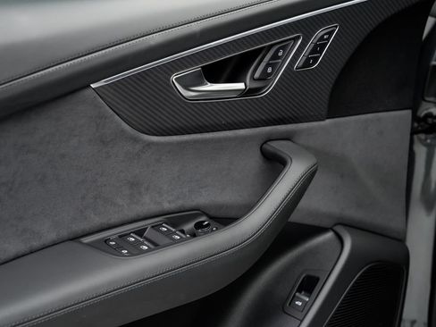 Certified 2026 Audi RS Q8 performance AWD/4WD image 7