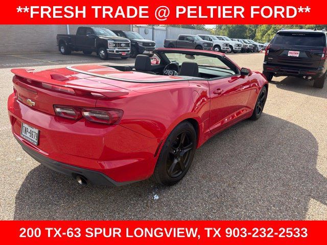 Used 2020 Chevrolet Camaro LT RWD image 9
