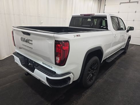 Used 2023 GMC Sierra 1500 Elevation w/ Preferred Package AWD/4WD image 2