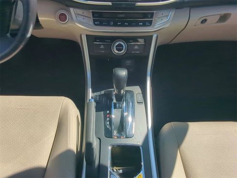 Used 2015 Honda Accord EX-L image 15