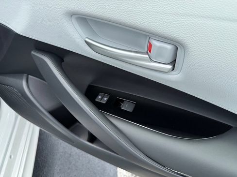 New 2026 Toyota Corolla SE FWD image 39