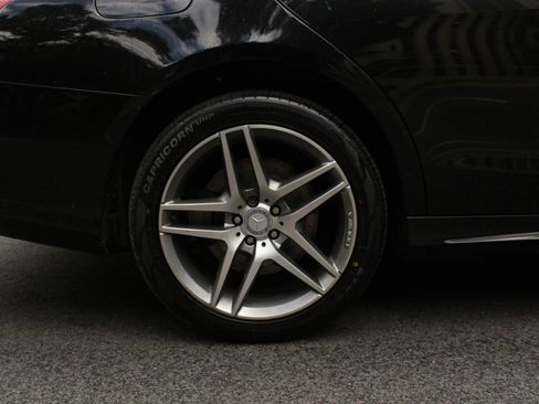 Used 2014 Mercedes-Benz S 550 Sedan image 5