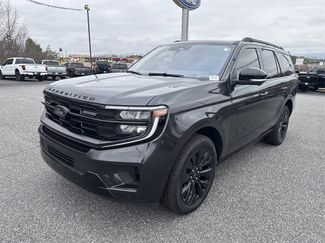 Used 2025 Ford Expedition Platinum w/ Stealth Appearance Package video 3